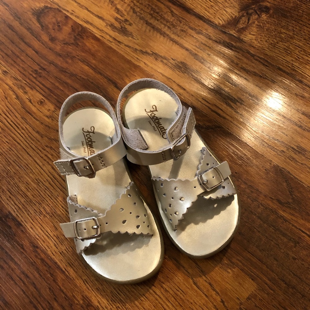 Footmates sandals Toddler girl size 9